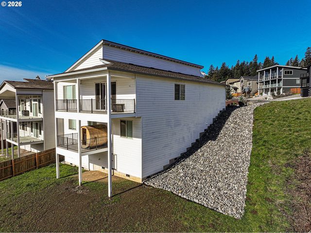 250 Ne LOWER BASSO Cir, Stevenson, WA 98648