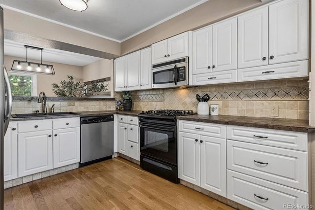 8370 S Upham Way, Littleton, CO 80128