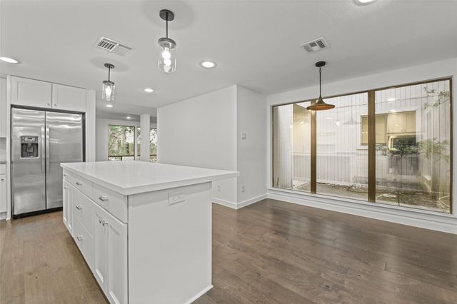 9043 Briar Forest Drive, Houston, TX 77024