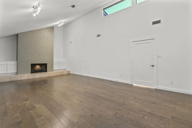 9043 Briar Forest Drive, Houston, TX 77024