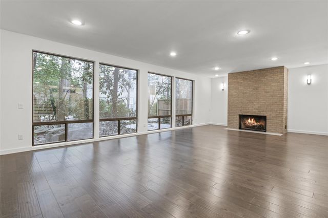 9043 Briar Forest Drive, Houston, TX 77024