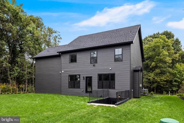 12119 RIVERVIEW DR, Newburg, MD 20664