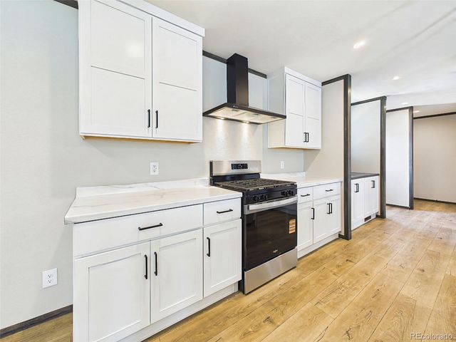 354 E Stewart Drive, Pueblo, CO 81007