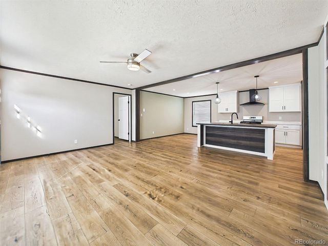 354 E Stewart Drive, Pueblo, CO 81007