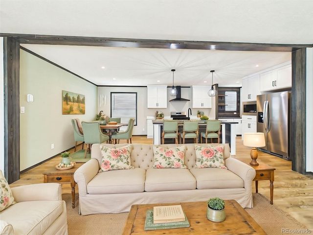 354 E Stewart Drive, Pueblo, CO 81007