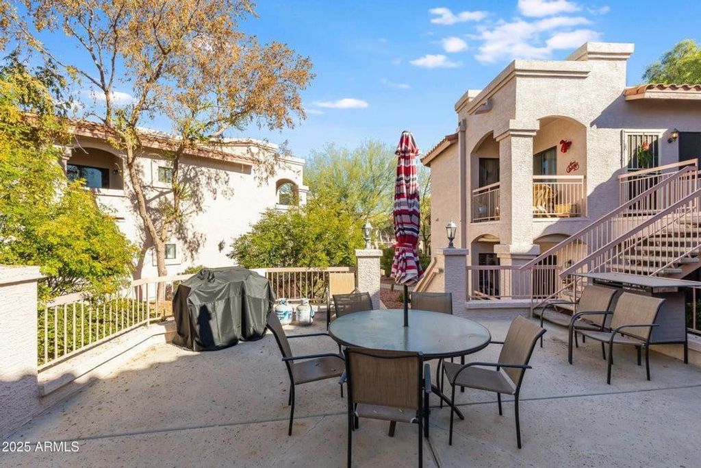 9151 W GREENWAY Road 252, Peoria, AZ 85381 — photo 2