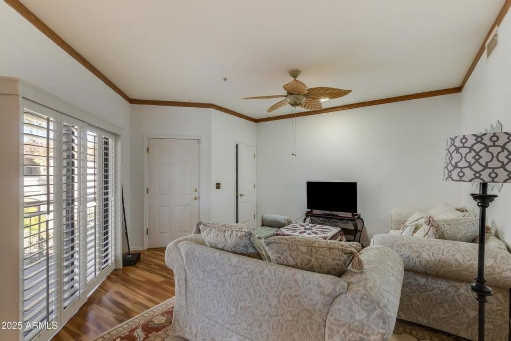 9151 W GREENWAY Road 252, Peoria, AZ 85381 — photo 4