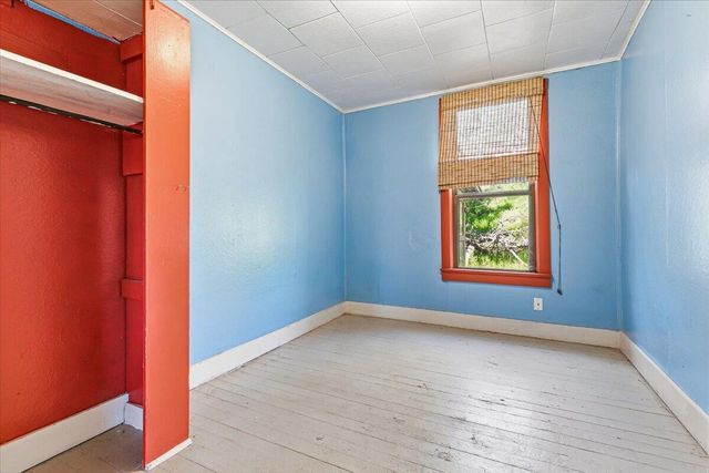 166 Nob Hill Street, Ashland, OR 97520