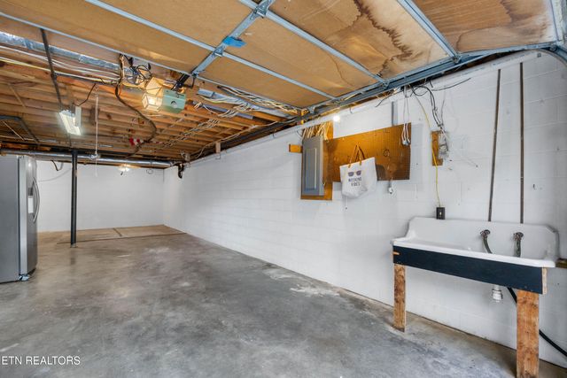 139 County Road 579, Englewood, TN 37329