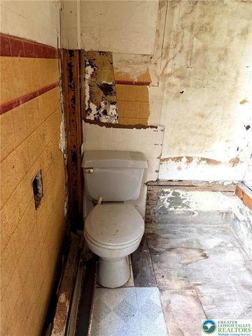 335 South 2nd Street, Bangor Boro, PA 18013