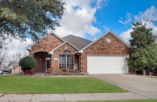 2325 Point Star Drive, Arlington, TX 76001