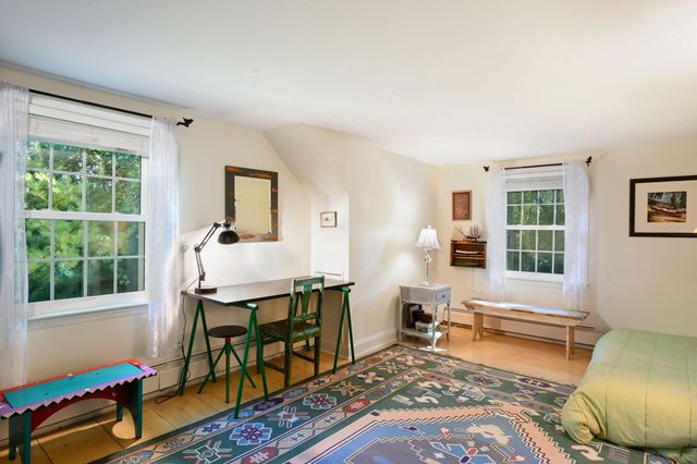 679 N Falmouth Highway, North Falmouth, MA 02556