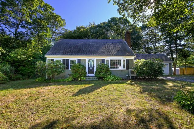 679 N Falmouth Highway, North Falmouth, MA 02556