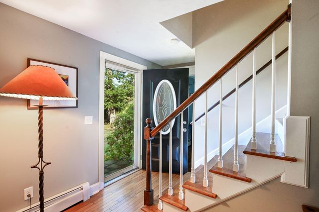 679 N Falmouth Highway, North Falmouth, MA 02556