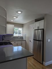 1737 N Gardiner Drive, Bay Shore, NY 11706