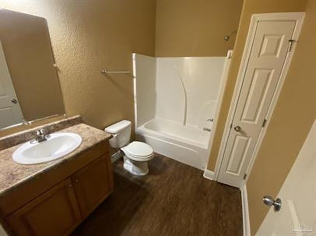7071 Lake Joanne Dr 2A, Pensacola, FL 32506