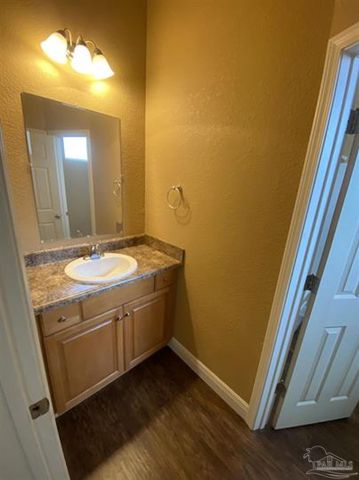 7071 Lake Joanne Dr 2A, Pensacola, FL 32506