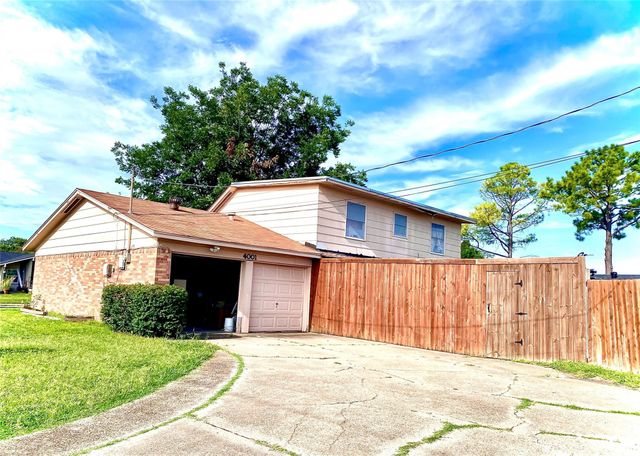4001 Burning Tree Lane, Garland, TX 75042