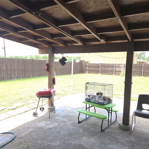 4001 Burning Tree Lane, Garland, TX 75042
