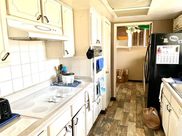 4001 Burning Tree Lane, Garland, TX 75042