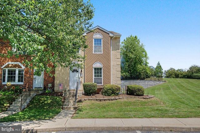 420 CEDARCREST LN, Upper Chichester, PA 19014