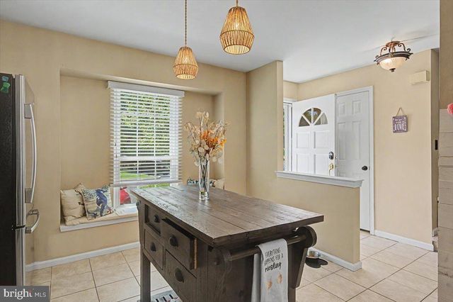 420 CEDARCREST LN, Upper Chichester, PA 19014