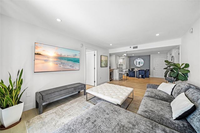 1201 S Ocean Drive 1607N, Hollywood, FL 33019