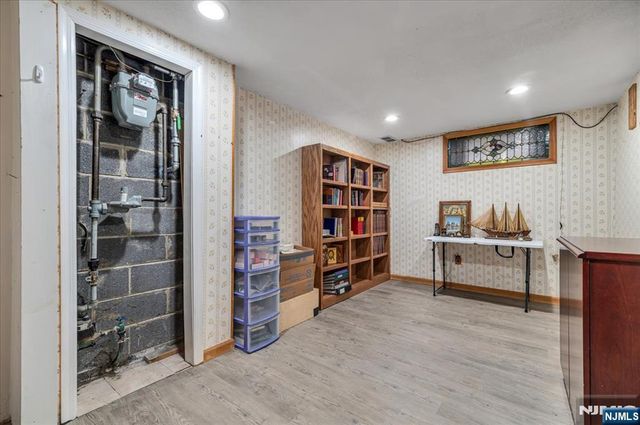 68 Marcia Road, Ringwood, NJ 07456