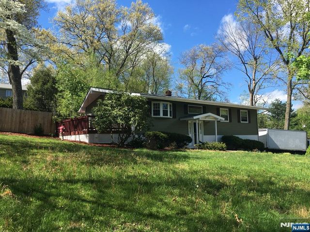 68 Marcia Road, Ringwood, NJ 07456