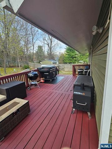 68 Marcia Road, Ringwood, NJ 07456