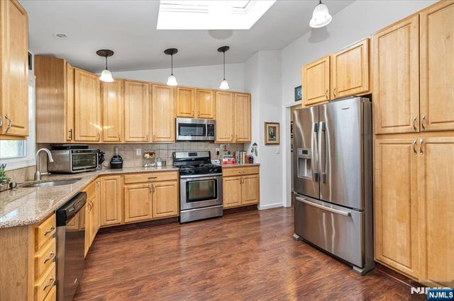 68 Marcia Road, Ringwood, NJ 07456