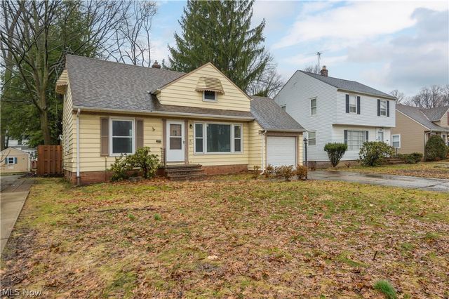 5275 Lynd Avenue, Lyndhurst, OH 44124