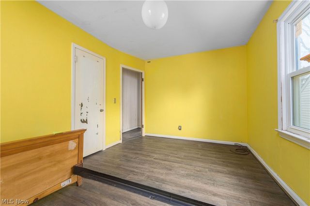 5275 Lynd Avenue, Lyndhurst, OH 44124