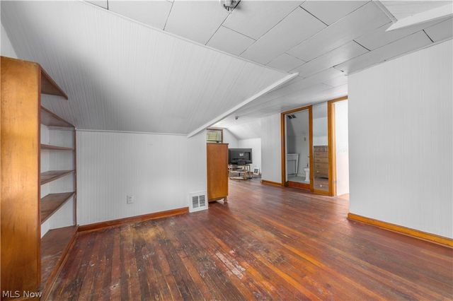 5275 Lynd Avenue, Lyndhurst, OH 44124