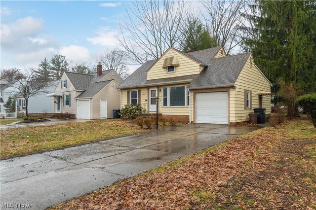 5275 Lynd Avenue, Lyndhurst, OH 44124