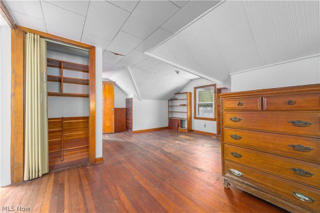 5275 Lynd Avenue, Lyndhurst, OH 44124