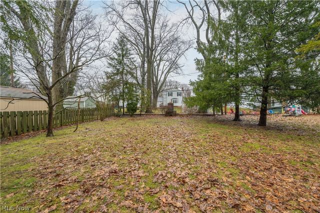 5275 Lynd Avenue, Lyndhurst, OH 44124