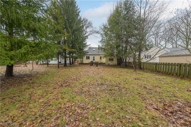 5275 Lynd Avenue, Lyndhurst, OH 44124