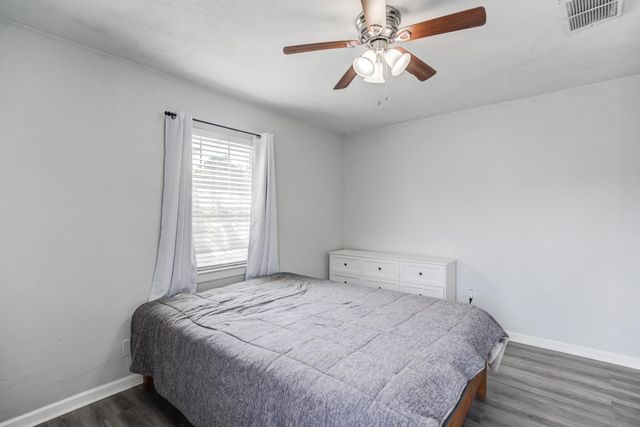 10209 Cathedral Drive, Houston, TX 77051