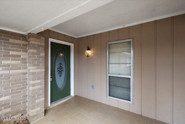 43 Stonegate Drive, Brandon, MS 39042