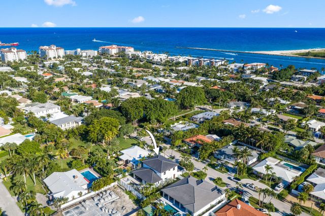 309 Claremont Lane, West Palm Beach, FL 33404