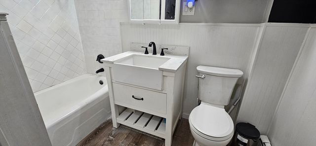 18 Massasoit Ave, Brockton, MA 02302