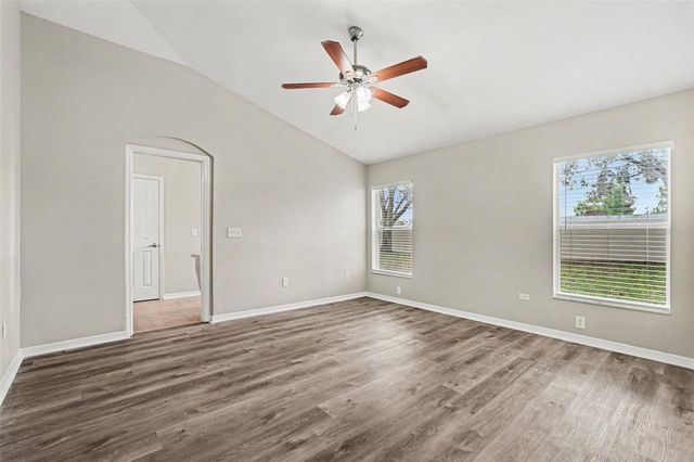 433 DOWN PINE DRIVE, Seffner, FL 33584