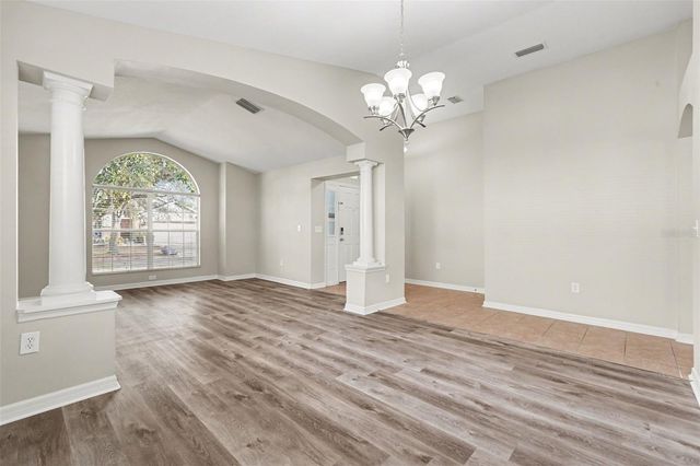 433 DOWN PINE DRIVE, Seffner, FL 33584