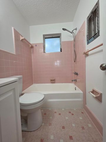 201 S J Street 8, Lake Worth Beach, FL 33460