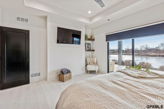 28533 Jessie Circle, Valley, NE 68064