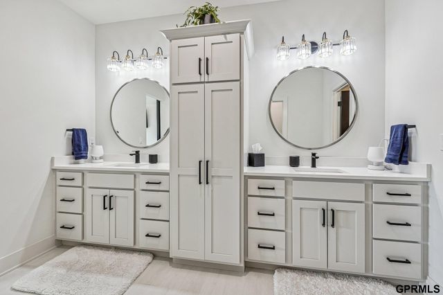 28533 Jessie Circle, Valley, NE 68064