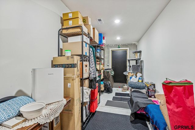 28533 Jessie Circle, Valley, NE 68064