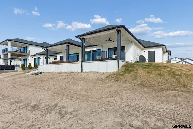 28533 Jessie Circle, Valley, NE 68064