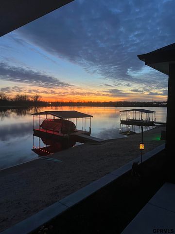 28533 Jessie Circle, Valley, NE 68064